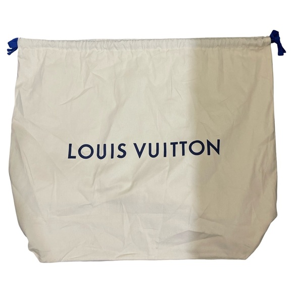 Louis Vuitton Monogram Canvas Tote Bag! ONE OWNER COPY OF PURCHASE - Picture 15 of 16